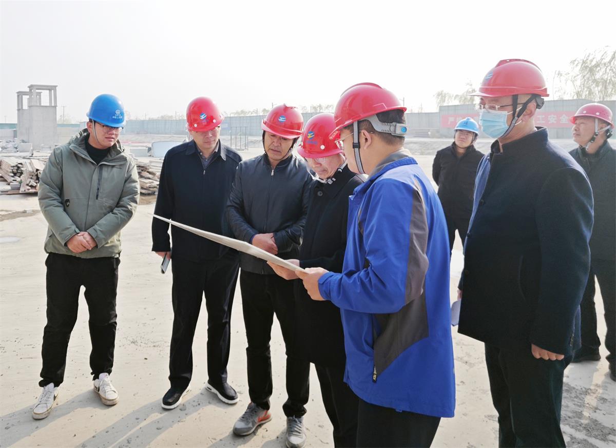 1701133401035089089.jpg 丁銳董事長(zhǎng)到房地產(chǎn)調(diào)研4.jpg